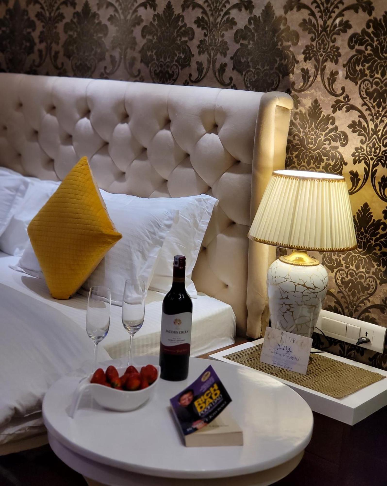 Victorian Elegance Luxury Stays Amritsar Buitenkant foto