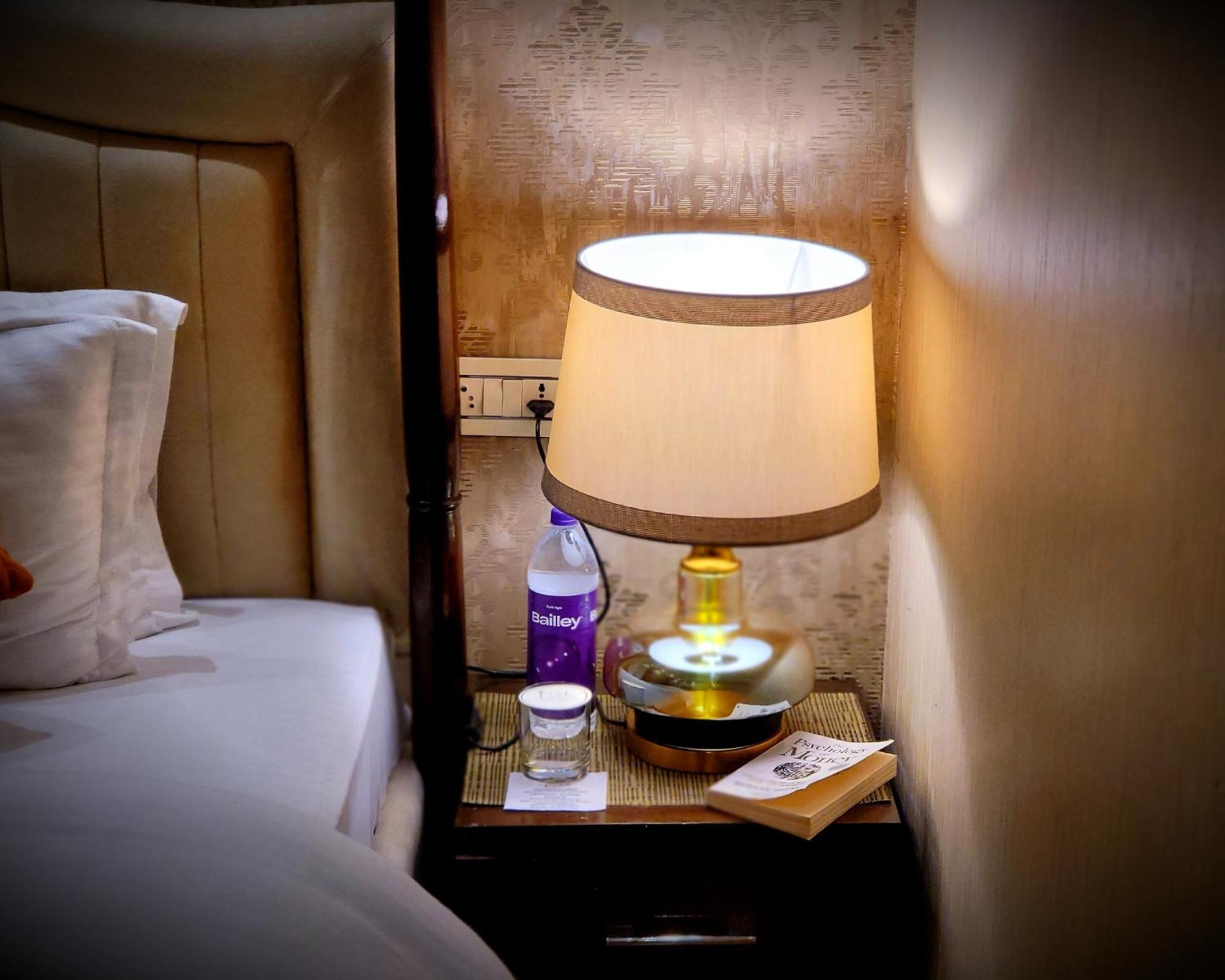 Victorian Elegance Luxury Stays Amritsar Buitenkant foto