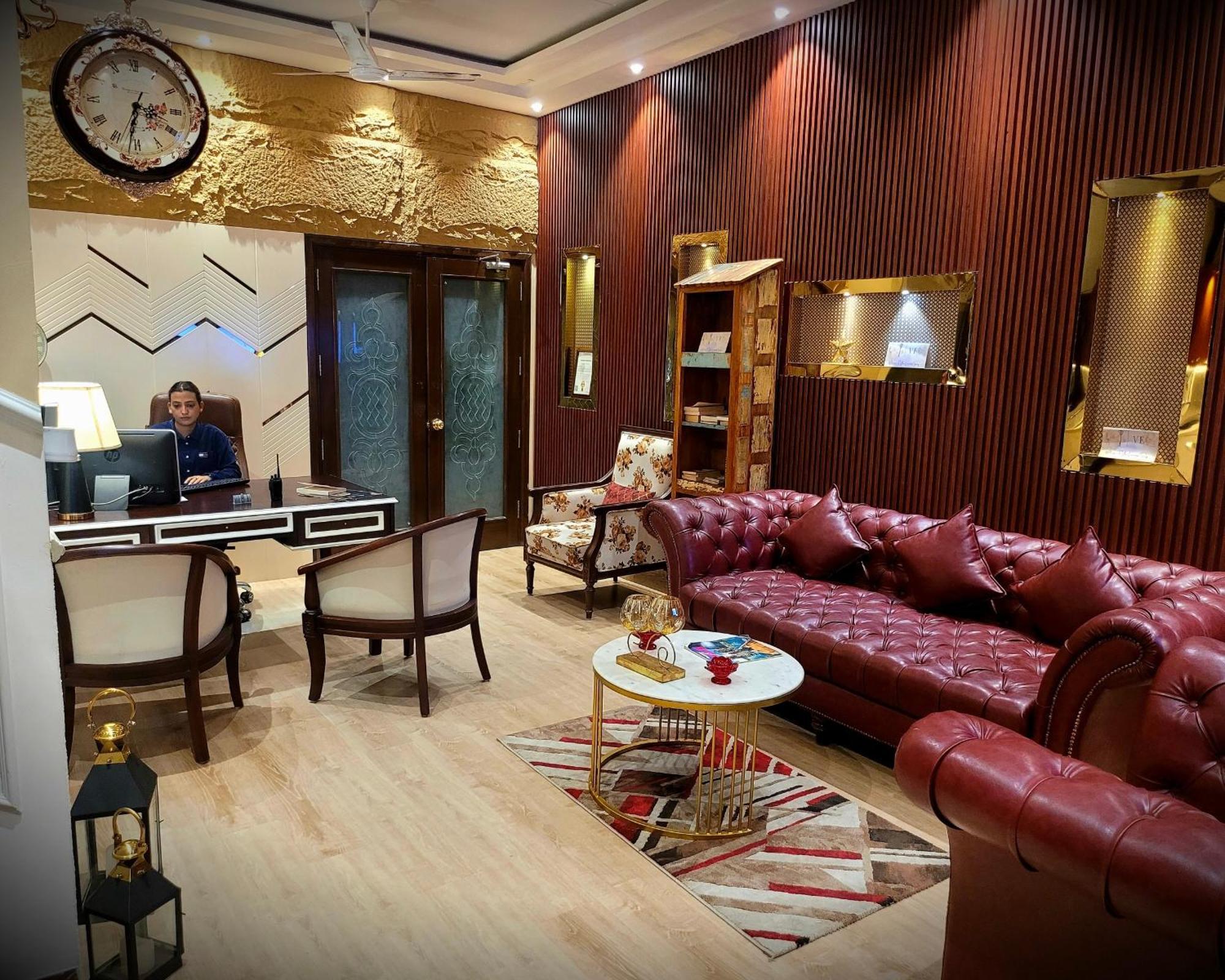 Victorian Elegance Luxury Stays Amritsar Buitenkant foto
